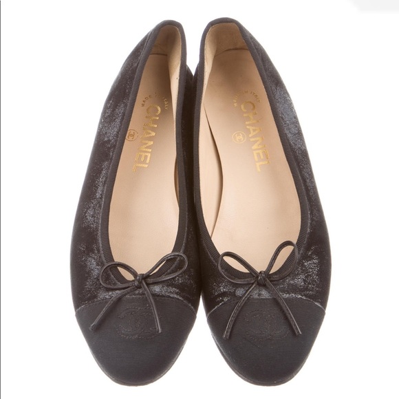 Chanel cap-toe suede ballet flats sz 8